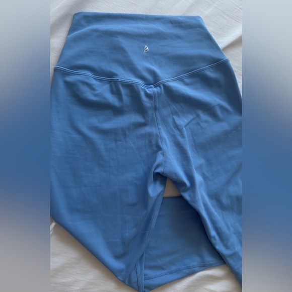 🔥Special Offer🔥 2 P’tula leggings - Medium - Picture 3 of 8